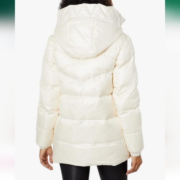 Kate Spade puffer jacket - Picture 2 of 8